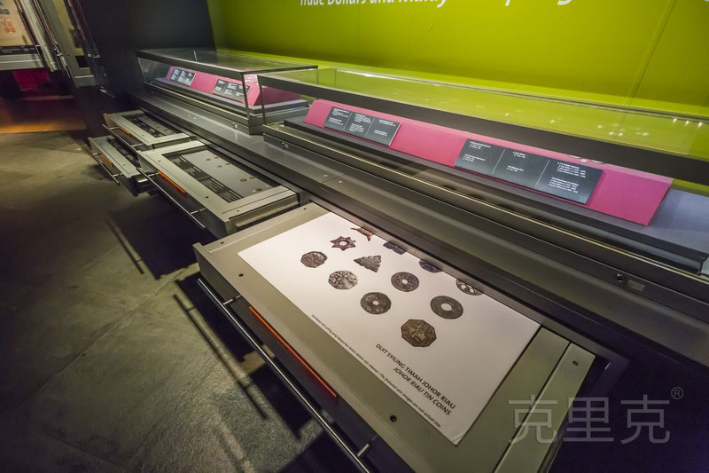 馬來西亞國家銀行博物館儲(chǔ)藏功能銀幣展示柜樣式 馬來西亞國家銀行博物館儲(chǔ)藏功能銀幣展示柜樣式